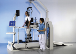 Beneficios Clave de la Rehabilitación Asistida por Robots