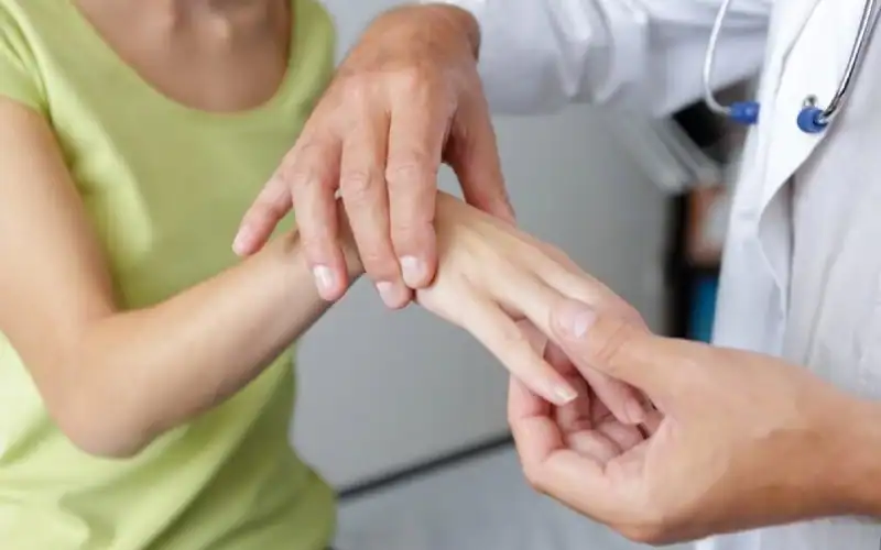 Artrosis vs. Artritis: diferencias y cómo trata cada una la fisioterapia